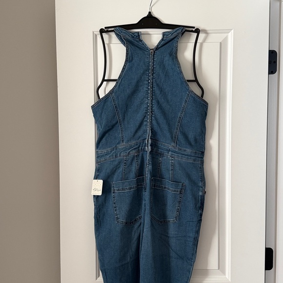 Free People Crvy Sydney Denim Flare High Neck Jumpsuit We The Free New Size 16 - Picture 7 of 10